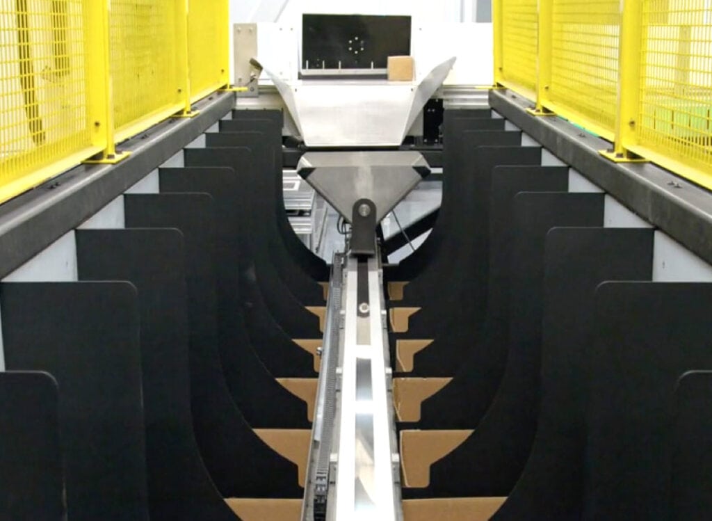 Linear sort shuttle