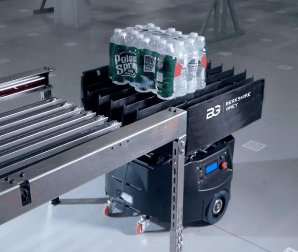 Store, sort, and move items, cases, and customer orders with an innovative mobile robotic platform for an end-to-end nano-/micro-fulfillment system.
