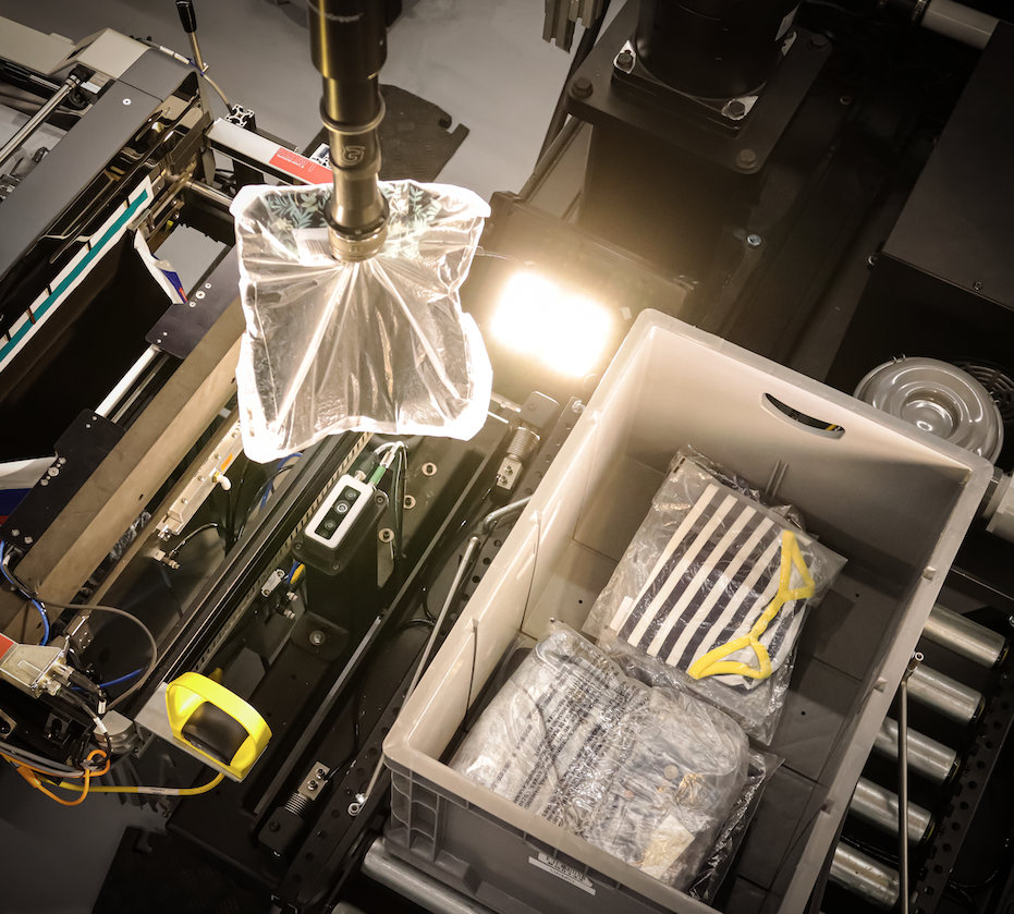 Berkshire Grey Core™ Piece Picking