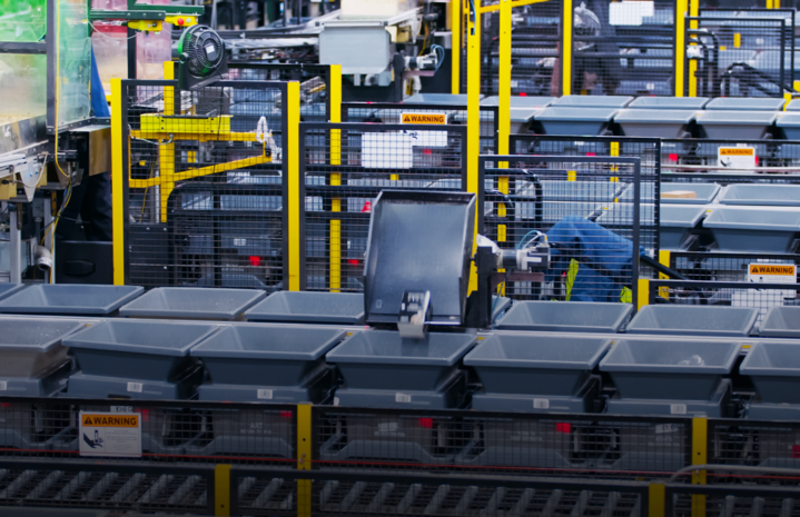Berkshire Grey Stride™ Shuttle Sorter