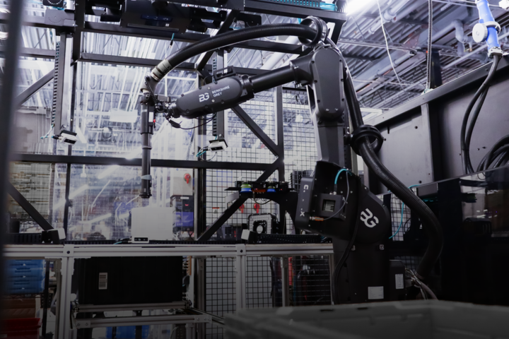 Berkshire Grey Core Robotic Picker
